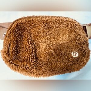 Lululemon Sherpa Crossbody